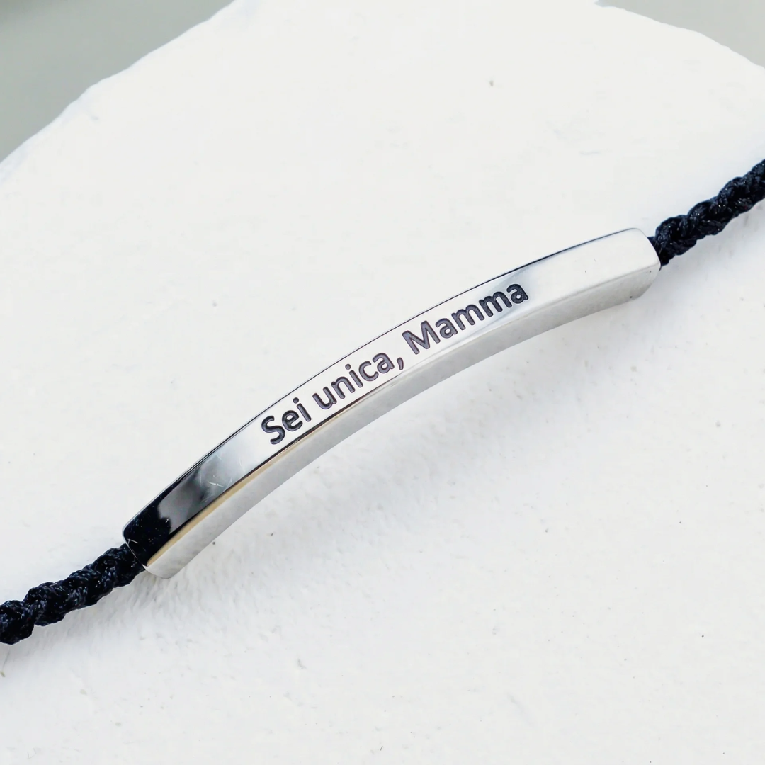 Bracelet with Engraving "You're one of a kind, Mom"